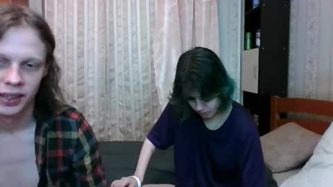 Crystal and Marcl online show from 02-07-25, 09:04