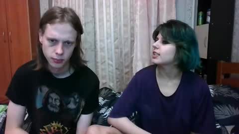 Crystal and Marcl online show from 02-09-25, 02:28