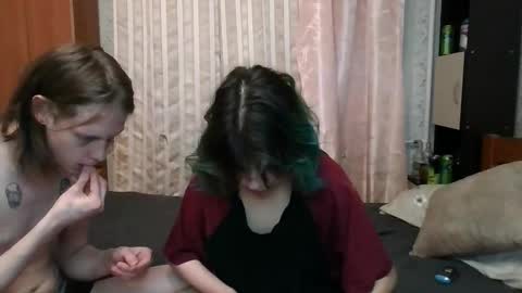 Crystal and Marcl online show from 02-14-25, 05:25