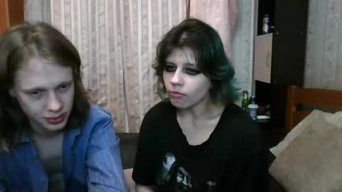 Crystal and Marcl online show from 02-20-25, 01:25