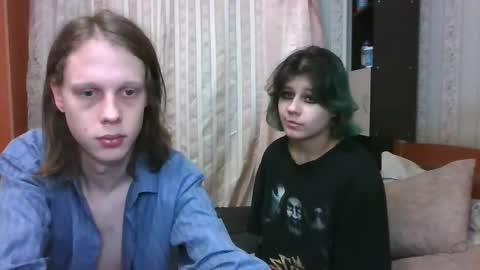 Crystal and Marcl online show from 02-20-25, 03:52