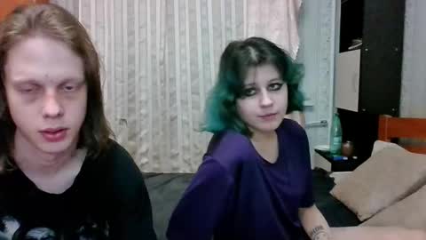 Crystal and Marcl online show from 03-01-25, 07:59