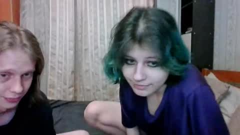 Crystal and Marcl online show from 03-02-25, 04:42