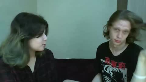 Crystal and Marcl online show from 09-16-25, 07:59