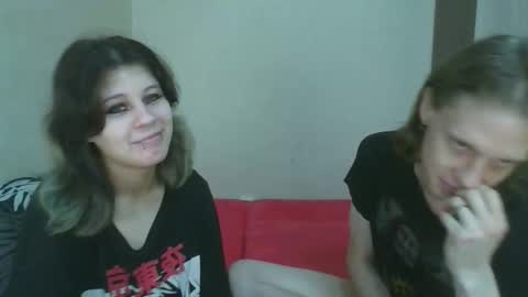 Crystal and Marcl online show from 10-06-25, 04:48