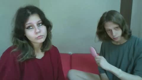 Crystal and Marcl online show from 11-10-25, 08:19