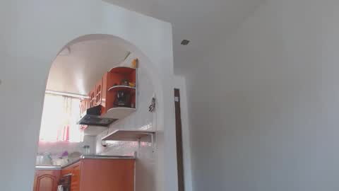 Crystal Blaze online show from 12-04-25, 06:38