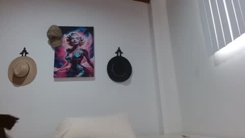 Crystal Blaze online show from 02-06-26, 09:29