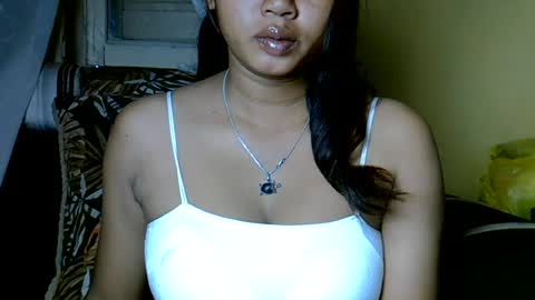 crystalbellax online show from 06-28-26, 05:46