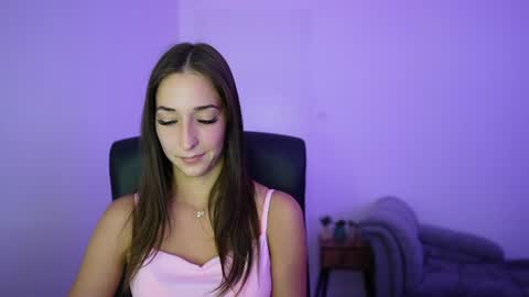 Crystalbrunette18 online show from 06-13-26, 07:45