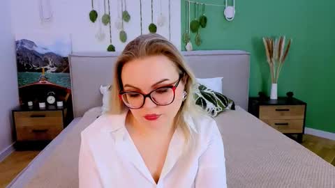 Crystal online show from 02-01-26, 05:39