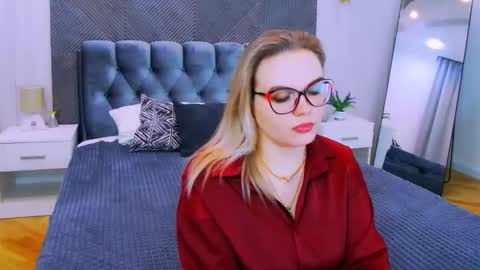 Crystal online show from 02-08-26, 05:33