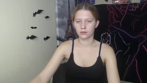 Stella online show from 11-11-25, 07:41