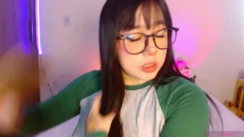 Olivia  online show from 05-09-26, 01:16