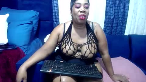 Snapshot of crystaljes chatting on 02-26-25, 06:21 crystaljes online show from 02-26-25, 06:21