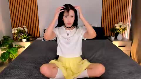 Snapshot of crystall0ve chatting on 06-22-26, 02:36 crystall0ve online show from 06-22-26, 02:36