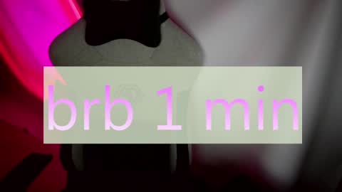 Snapshot of crystallkris chatting on 01-07-25, 11:24 Kristina online show from 01-07-25, 11:24