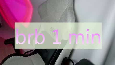 Snapshot of crystallkris chatting on 01-08-25, 02:25 Kristina online show from 01-08-25, 02:25