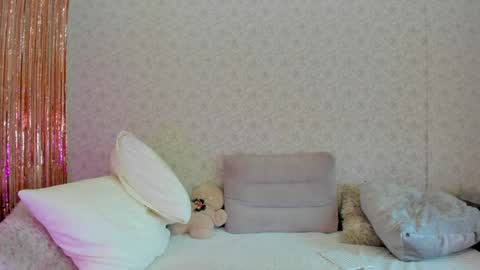 Maria online show from 12-16-24, 05:38