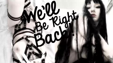 Sasha    Make me moan with patterns   good music here  online show from 10-30-25, 11:22