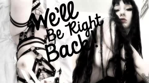 Sasha    Make me moan with patterns   good music here  online show from 11-28-25, 02:47