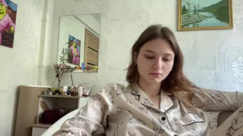 Snapshot of crystalstipp chatting on 06-06-26, 03:33 crystalstipp online show from 06-06-26, 03:33