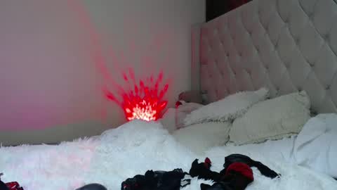 MissCrystal online show from 12-20-24, 02:41