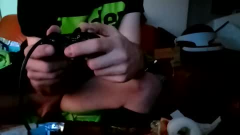 crystelweed online show from 10-13-25, 02:00