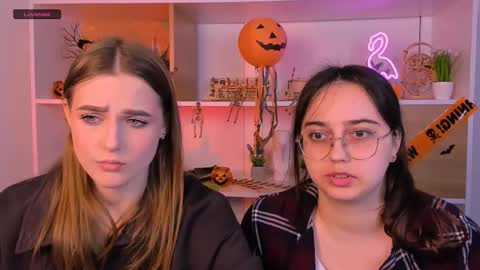 Snapshot of crysten878 chatting on 11-03-25, 12:17 crysten878 online show from 11-03-25, 12:17