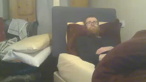 Snapshot of cs014g8493 chatting on 02-21-26, 01:39 chris online show from 02-21-26, 01:39