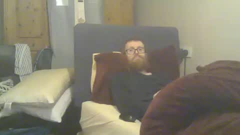 Snapshot of cs014g8493 chatting on 03-02-26, 11:33 chris online show from 03-02-26, 11:33