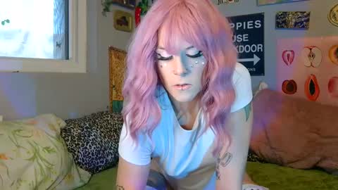     online show from 09-20-25, 06:42