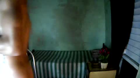 Snapshot of cubanhot2 chatting on 06-25-26, 05:12 Cubanhot2 online show from 06-25-26, 05:12