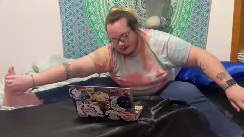 Snapshot of cubbear8 chatting on 12-29-24, 07:06 TeknoCub online show from 12-29-24, 07:06