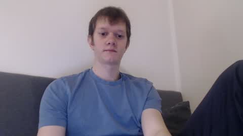 Snapshot of cube93 chatting on 02-08-25, 07:27 cube93 online show from 02-08-25, 07:27