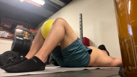 Snapshot of cubinheat chatting on 11-21-25, 04:16 cubinheat online show from 11-21-25, 04:16