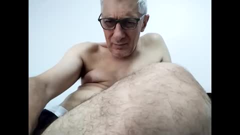 BIG UNCUT HARD COCK online show from 06-11-26, 03:15