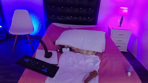 cuckoldlover69_ online show from 01-30-25, 09:47