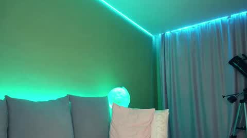 Alexia online show from 01-12-25, 02:19