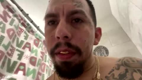 cuete2100 online show from 12-19-25, 03:24