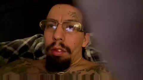 cuete2100 online show from 03-25-26, 03:23