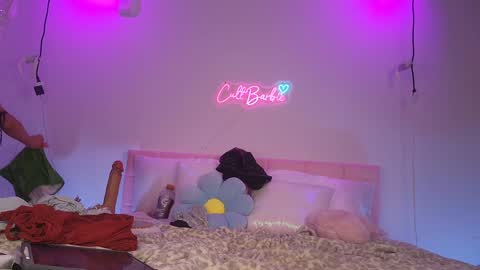 Cult Barbie online show from 12-12-24, 06:14