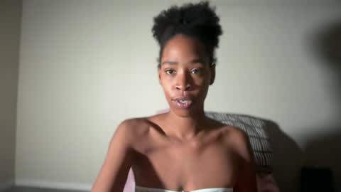 cum2charmxx online show from 08-09-26, 12:21