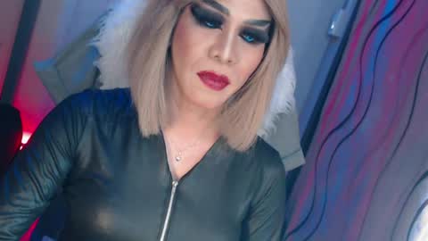 Snapshot of cum_4youbaby chatting on 07-16-26, 04:35 CUMMELA SLUTI online show from 07-16-26, 04:35