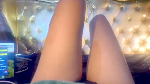 im KIM new girl to spoil online show from 09-27-25, 04:50