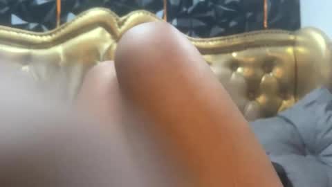 im KIM new girl to spoil online show from 10-26-25, 01:11