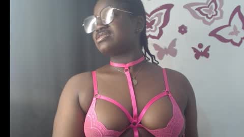 Snapshot of cum_coco_sweet chatting on 02-17-26, 01:35 Coco sweet online show from 02-17-26, 01:35