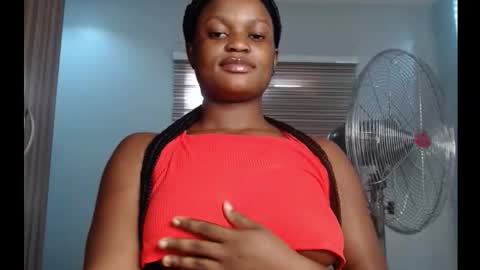 Snapshot of cum_ebony_petitxx chatting on 09-14-25, 07:18 cath online show from 09-14-25, 07:18