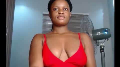 Snapshot of cum_ebony_petitxx chatting on 09-16-25, 07:20 cath online show from 09-16-25, 07:20