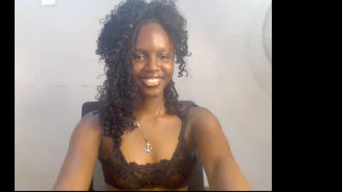 sophie online show from 05-11-26, 06:52